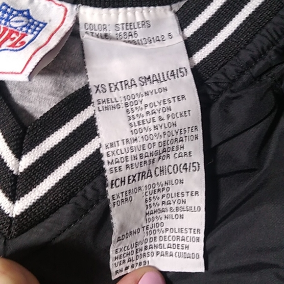 NFL Steelers XS 4/5 Pullover Kids Coat - Picture 2 of 7